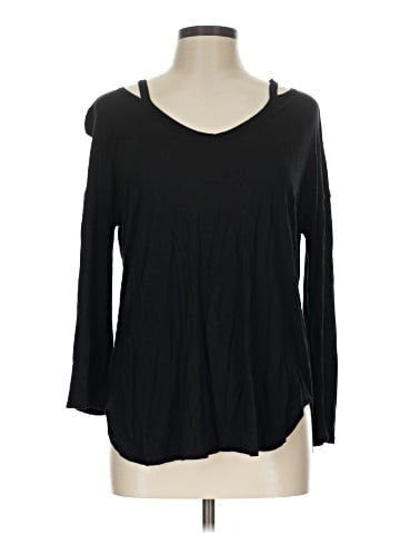 Tribal 3/4 Sleeve Top (view 1)