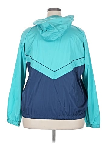 Xersion Windbreaker (view 2)