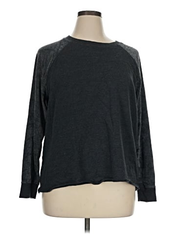 American Eagle Outfitters Pullover Sweater (view 1)
