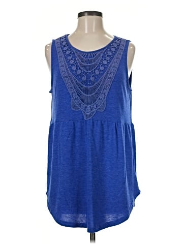 Weekend Suzanne Betro Sleeveless Blouse (view 1)