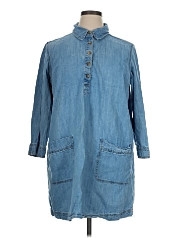 Old Navy Casual Dress (view 1)