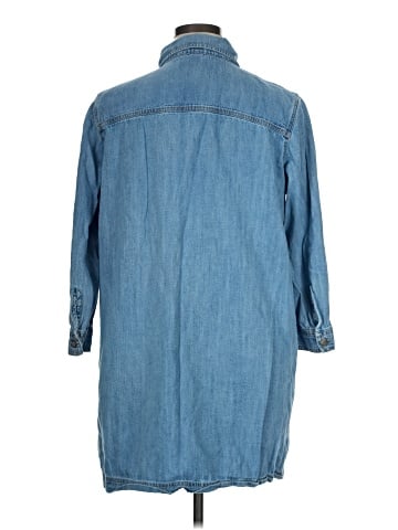 Old Navy Casual Dress (view 2)