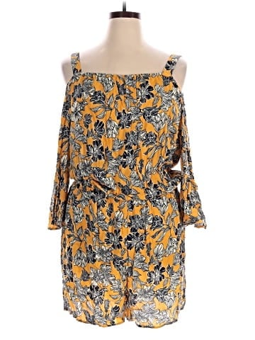 Apt. 9 Casual Dress (view 1)