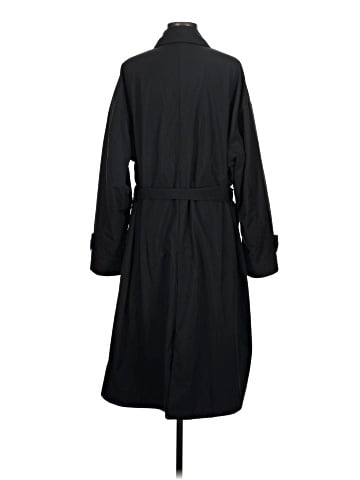 Uniqlo Trenchcoat (view 2)