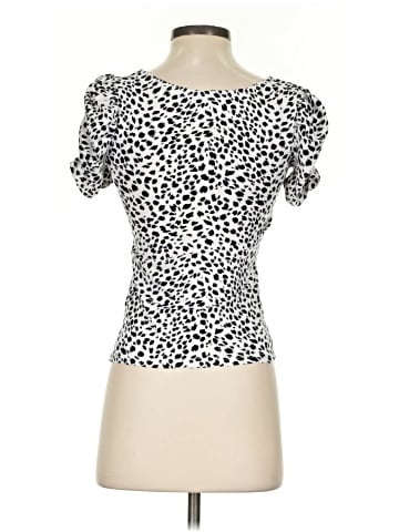 Abbeline Short Sleeve T-Shirt (view 2)