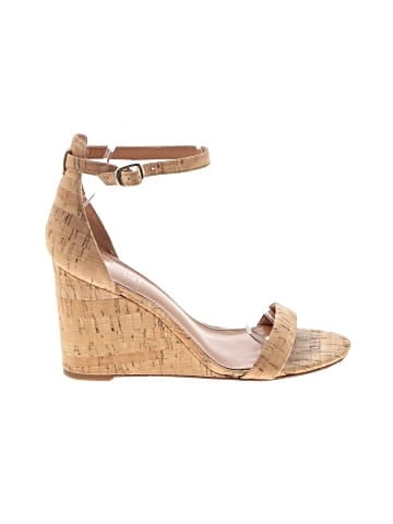 J. McLaughlin Wedges (view 1)