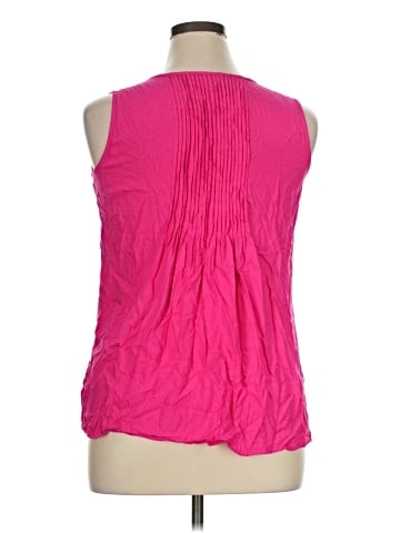 Woman Within Sleeveless Blouse (view 2)