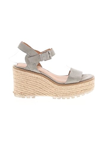 Crown Vintage Wedges (view 1)