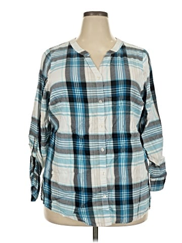 Croft & Barrow 3/4 Sleeve Button-Down Shirt (view 1)