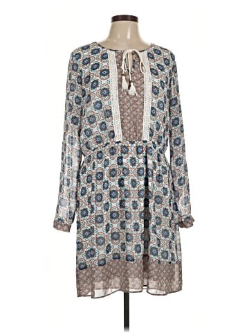 Signature Studio Casual Dress (view 1)