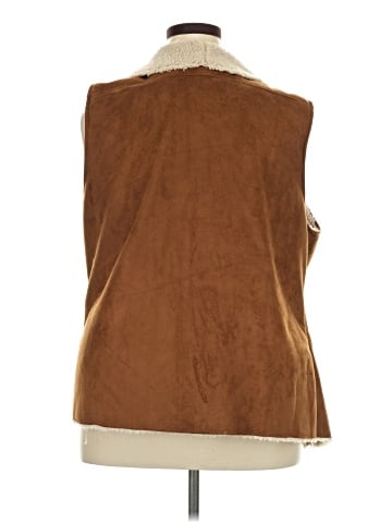 Bit & Bridle Faux Fur Vest (view 2)