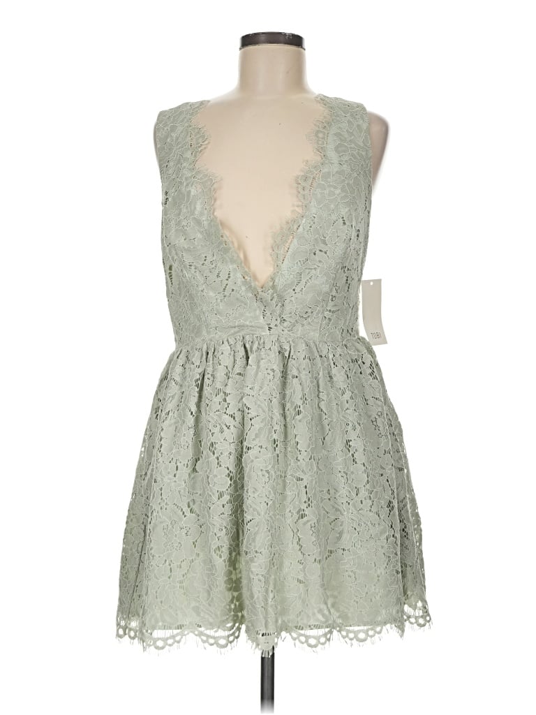 Pre-owned Tobi Cocktail Dress In Green