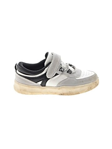 OshKosh B'gosh Sneakers (view 1)
