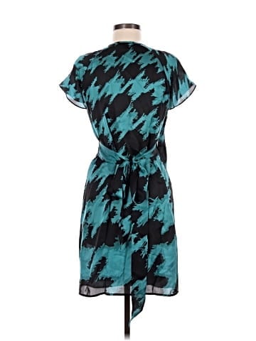 Banana Republic Casual Dress (view 2)