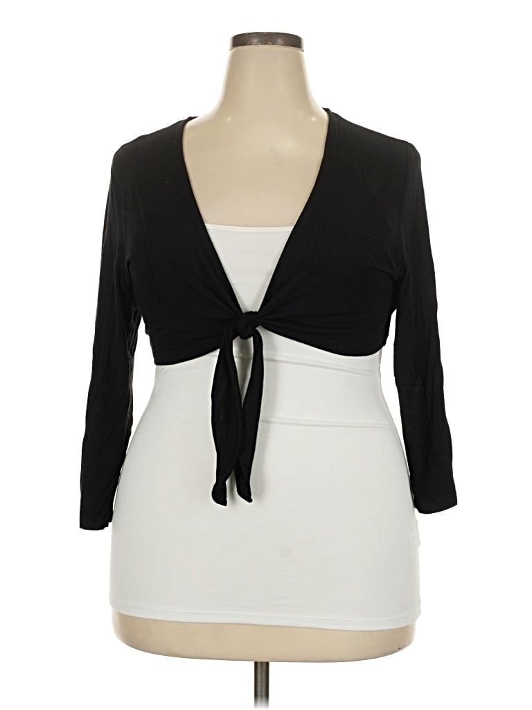 Pre-owned Torrid Shrug In Black