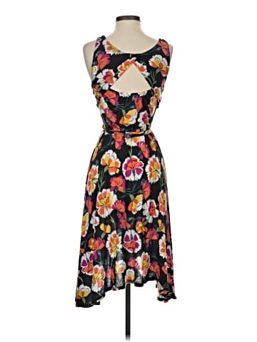 Lilka Casual Dress (view 2)