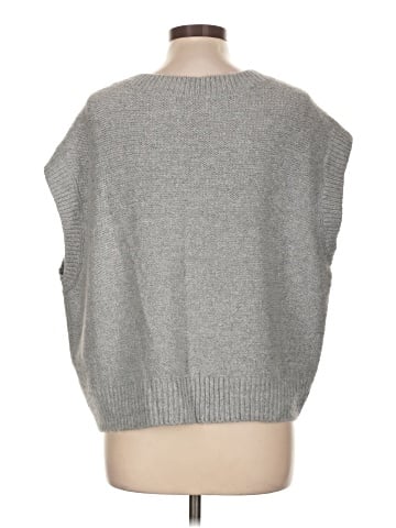 Old Navy Pullover Sweater (view 2)
