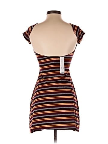 Urban Outfitters Casual Dress (view 2)