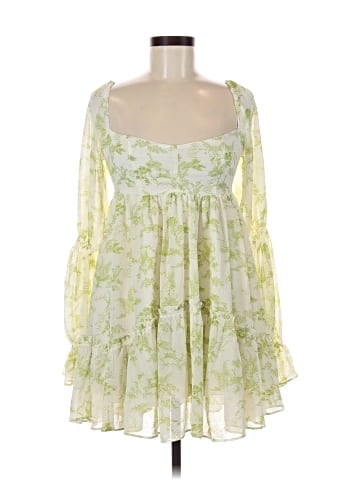 Urban Outfitters 3/4 Sleeve Blouse (view 1)
