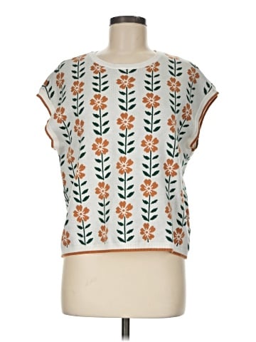 Zesica Pullover Sweater (view 1)