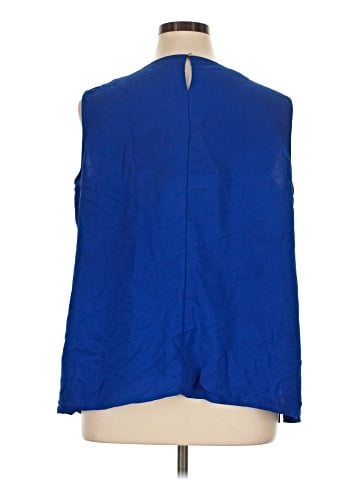 Liz Claiborne Career Sleeveless Blouse (view 2)