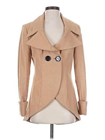 Venus Coat (view 1)