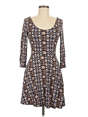 Forever 21 Casual Dress (view 1)