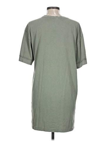 Forever 21 Short Sleeve T-Shirt (view 2)