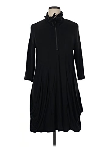 Chelsea & Theodore Casual Dress (view 1)
