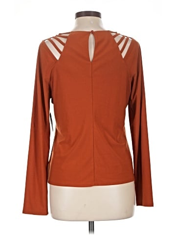 AUW Long Sleeve Top (view 2)