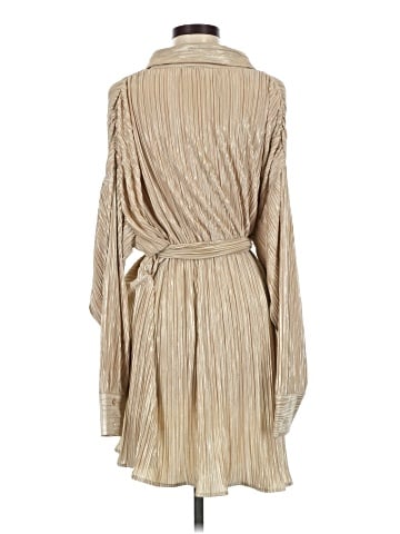 Le Lis Casual Dress (view 2)