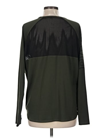 Victoria's Secret Pink Long Sleeve T-Shirt (view 2)
