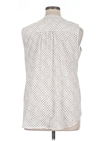 Croft & Barrow Sleeveless Blouse (view 2)