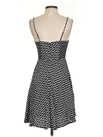 Old Navy Casual Dress (view 2)