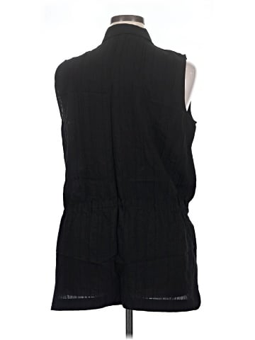 Lafayette 148 New York Sleeveless Button-Down Shirt (view 2)