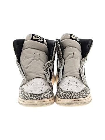 Air Jordan Sneakers (view 2)