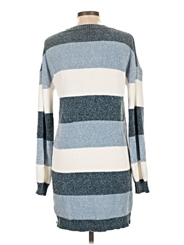 Derek Heart Pullover Sweater (view 2)