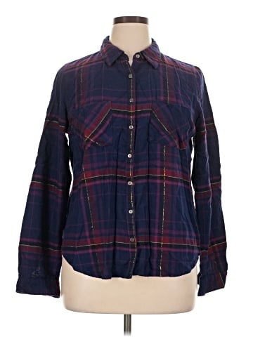 Maurices Long Sleeve Button-Down Shirt (view 1)
