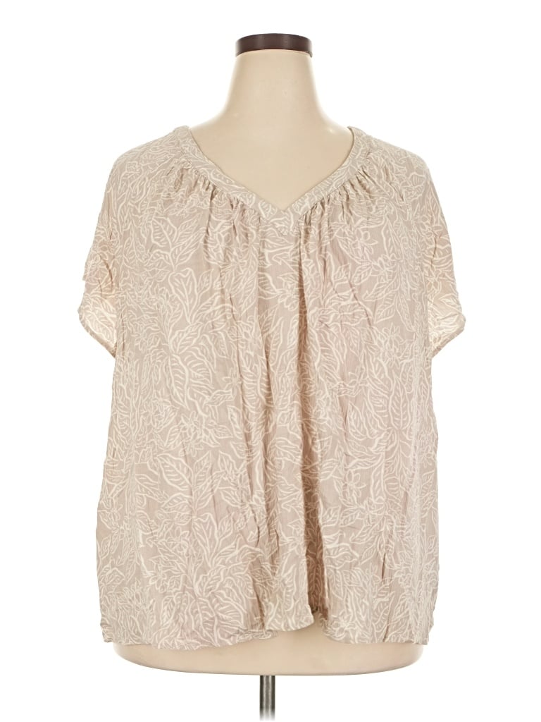 Pre-owned Torrid Short Sleeve T-shirt In Tan