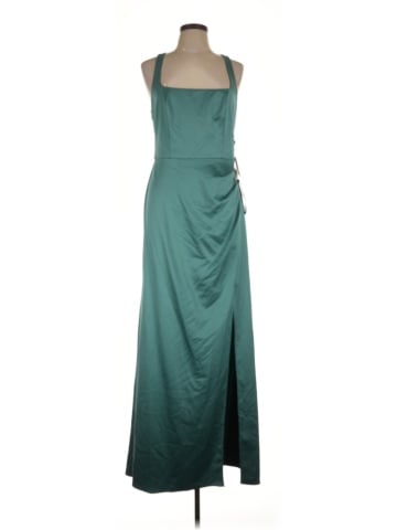 Adrianna Papell Casual Dress (view 1)