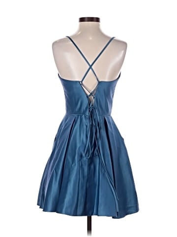 Blondie Nites Cocktail Dress (view 2)