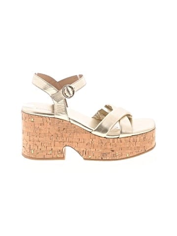 Bernardo Wedges (view 1)