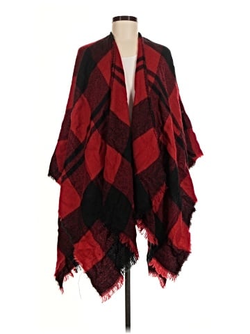 Chatties Poncho (view 1)