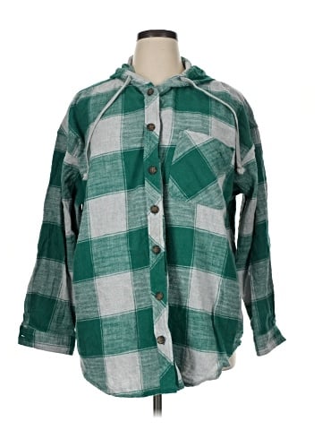 Maurices Long Sleeve Button-Down Shirt (view 1)