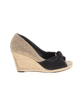 Kelly & Katie Wedges