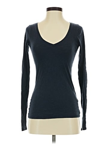 Abercrombie & Fitch Long Sleeve T-Shirt (view 1)