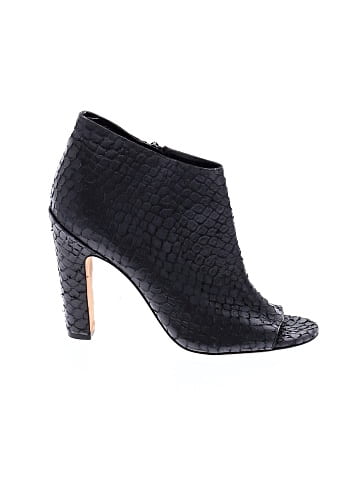 Vince. Ankle Boots (view 1)