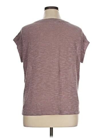 Korye Short Sleeve T-Shirt (view 2)