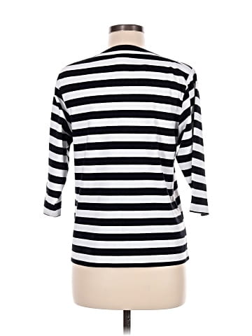 Vicki Wayne Short Sleeve T-Shirt (view 2)
