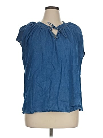 New Directions Short Sleeve Blouse (view 1)